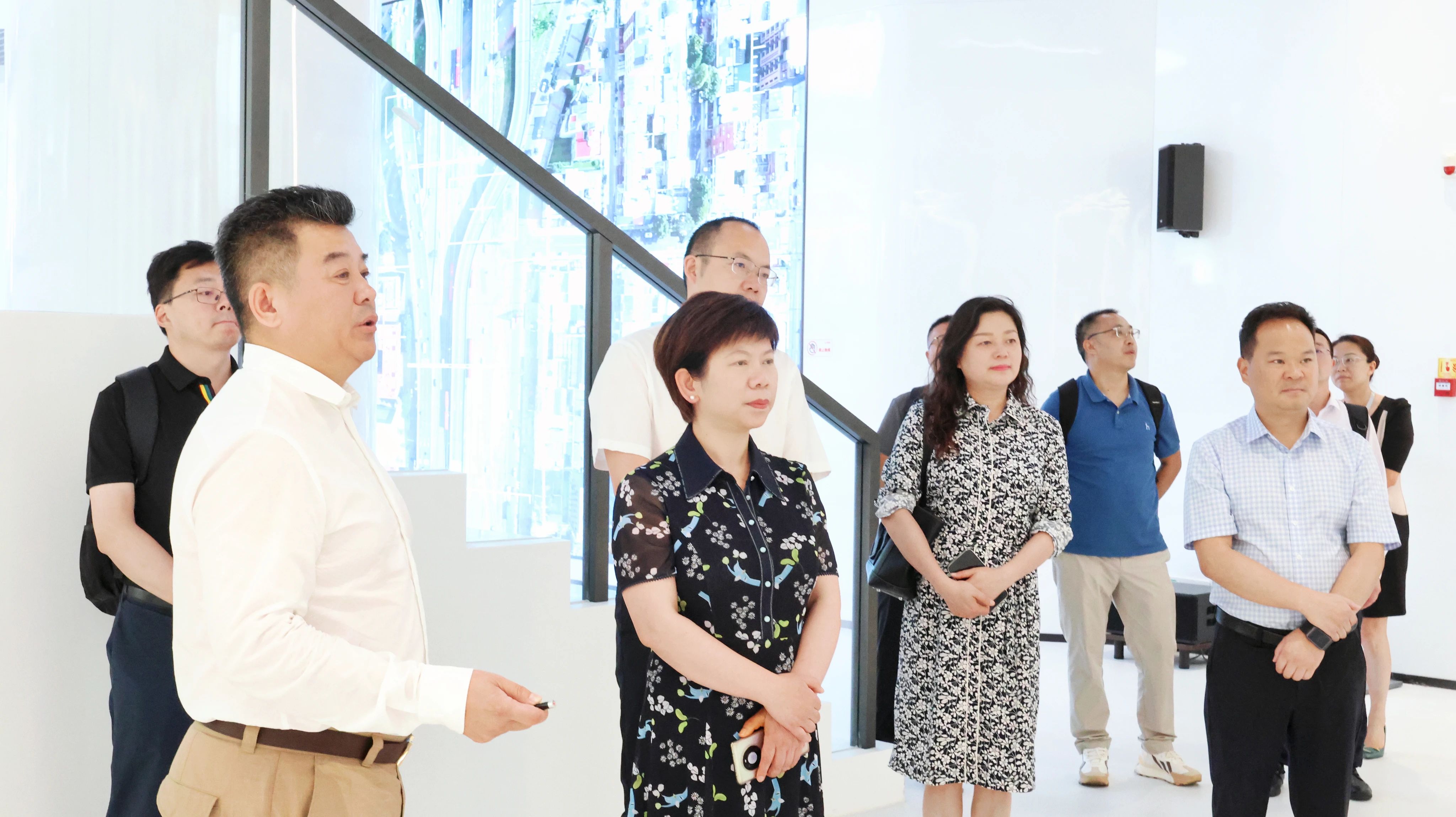 金年会·jinnian(金子招牌)与成都市郫都区达成战略合作 推动成都影视城建设