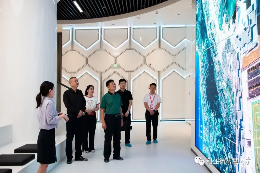 安徽省科技馆馆长方波一行莅临金年会·jinnian(金子招牌)南方总部参观调研